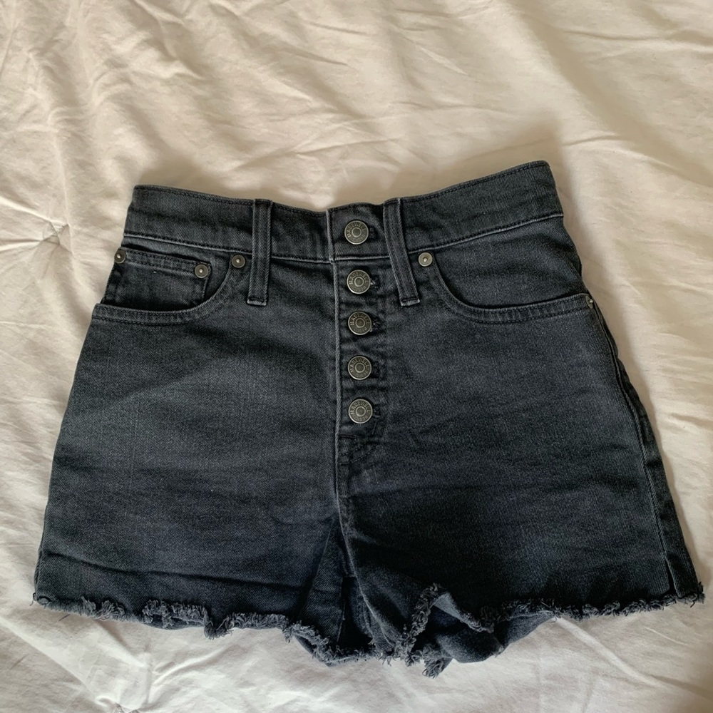 Madewell Highrise Denim Boyshorts - Button-Through Edition